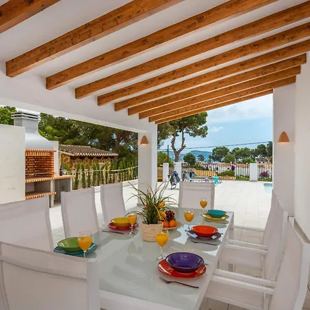 Anna - Plusholidays Villa Teulada